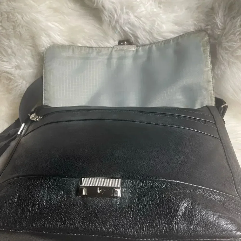 Black Leather Messenger Bag - Men